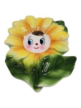 PY Miyao Japan Daisy Flower Face Vintage Anthropomorphic 5" Wall Pocket Hanging